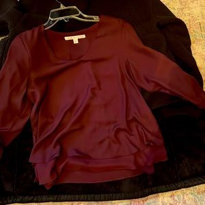Burgundy top only used once